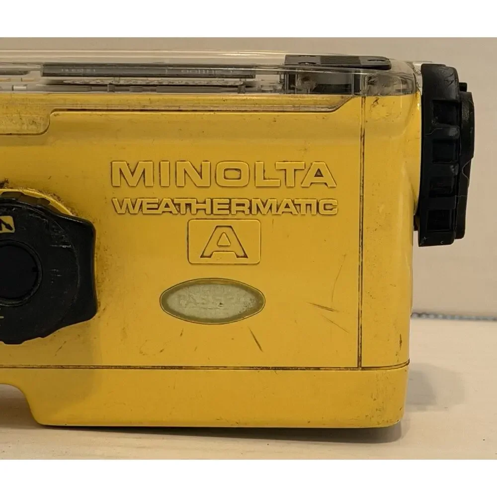 Minolta Weathermatic A 110 Film Underwater Camera w/ Strap Vintage UNTESTED